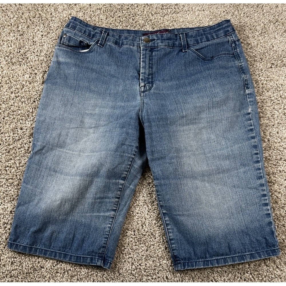 Gloria Vanderbilt Womens Denim Bermuda Shorts Medium Wash 12